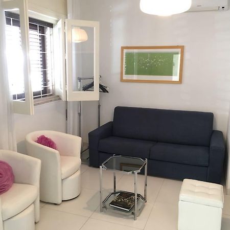 Casa Vacanze Le Rose Марина ди Рагуса Екстериор снимка